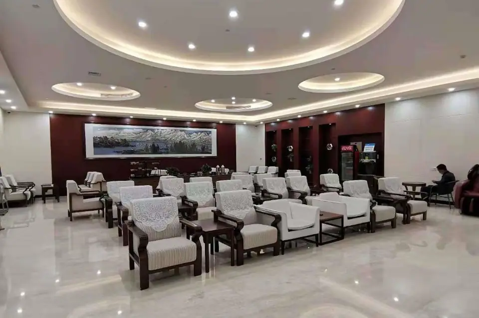 First Class Lounge — 2