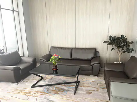 First Class Lounge — 5