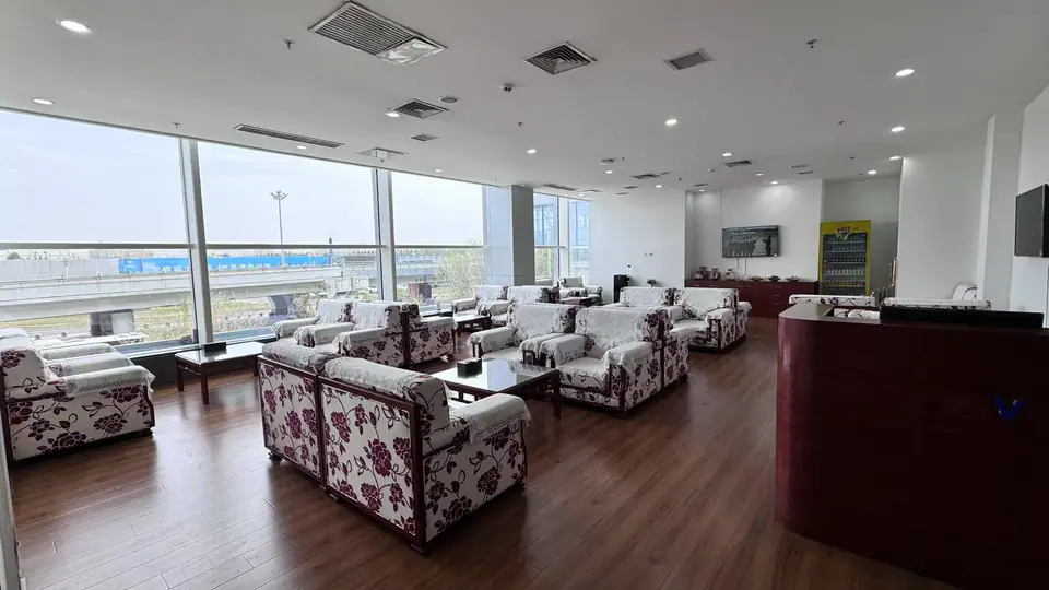 First Class Lounge No.2