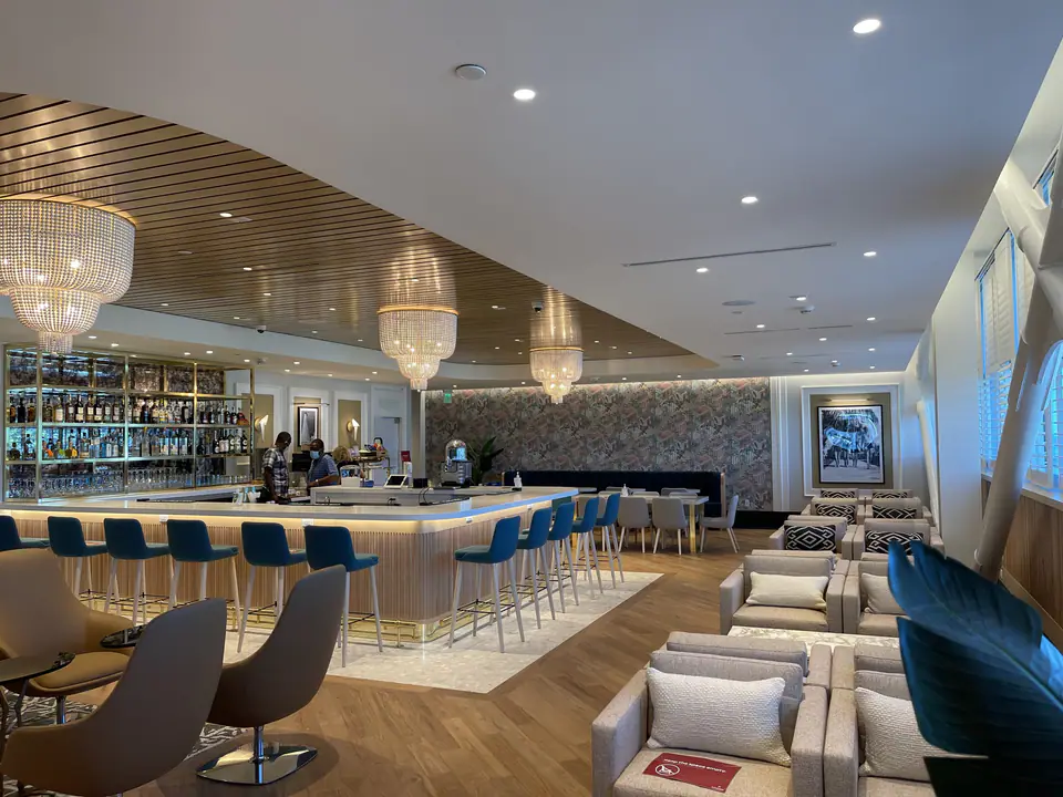 Primeclass Lounge — 3