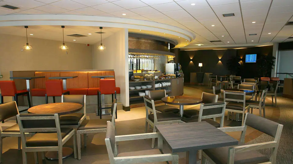 Causeway Lounge — 2