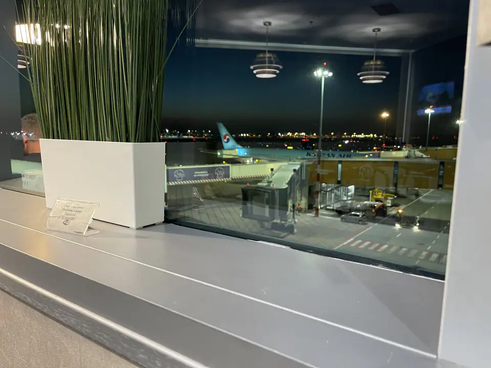 Platinum Lounge — 5