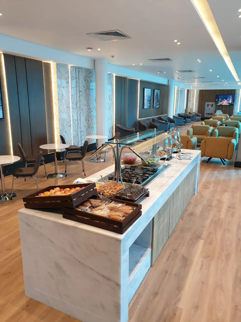 Ahlein - Premium Lounge — 5