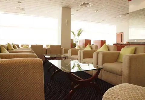 Executive Lounge — 3