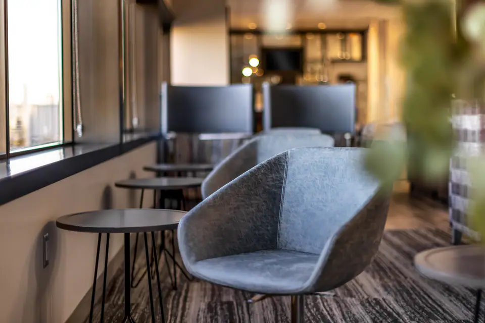 Escape Lounge — 3