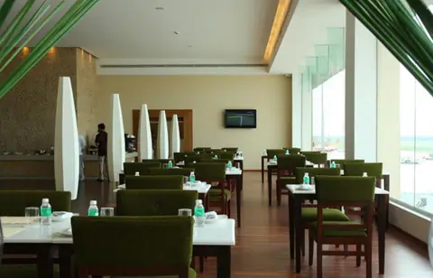 Earth Lounge
