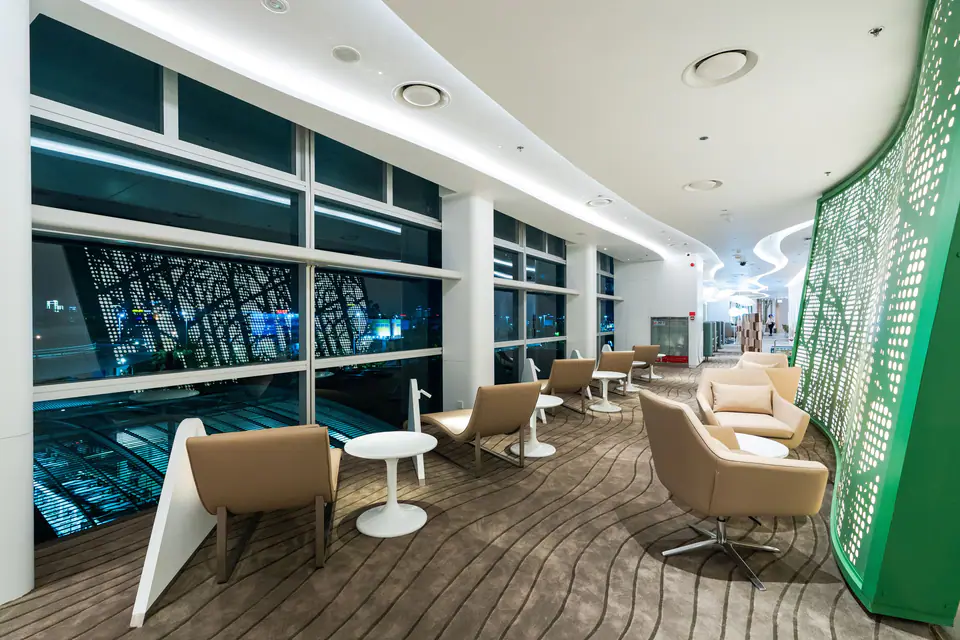 Vanda Lounge — 3