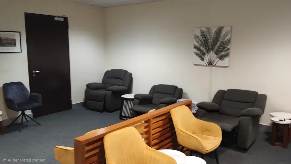 Serengeti Lounge