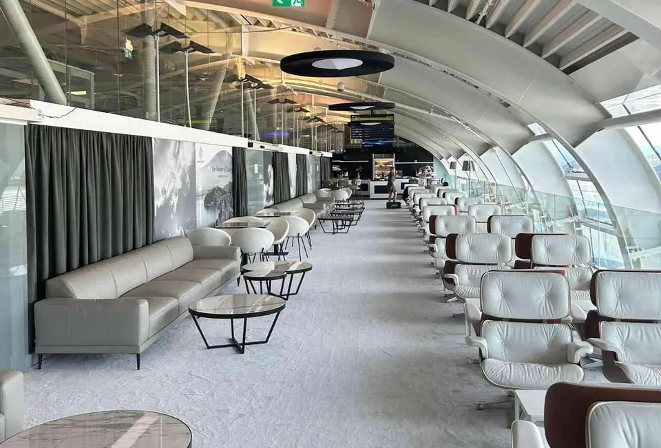 Sky Lounge