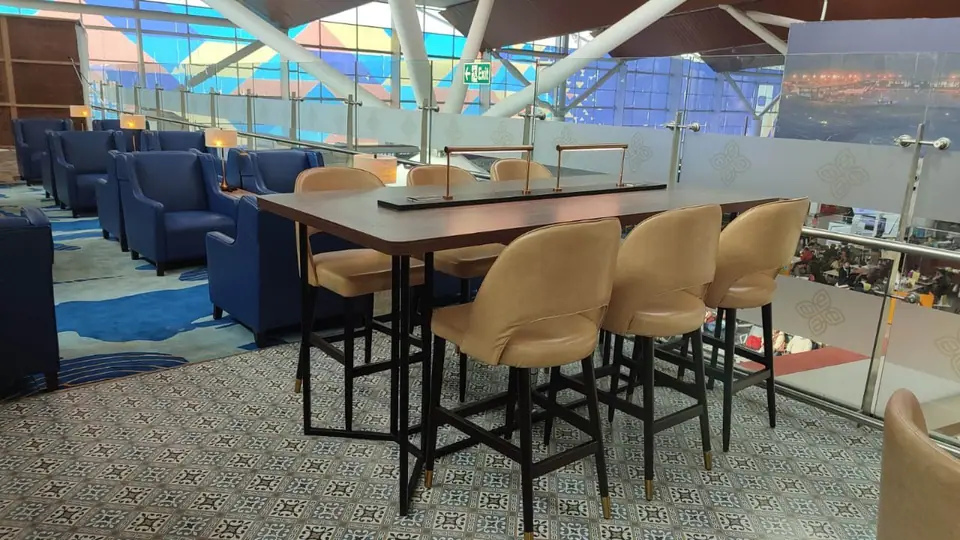Encalm Lounge