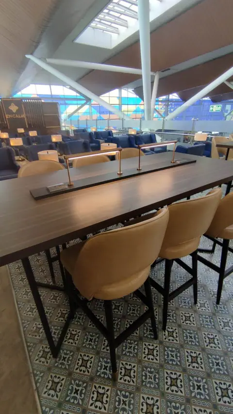 Encalm Lounge — 5