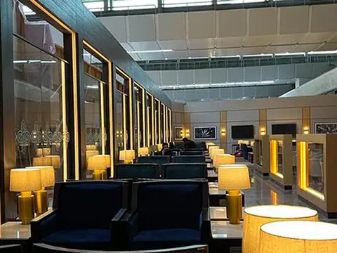 Encalm Lounge — 3