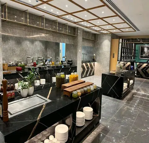 Encalm Lounge — 4