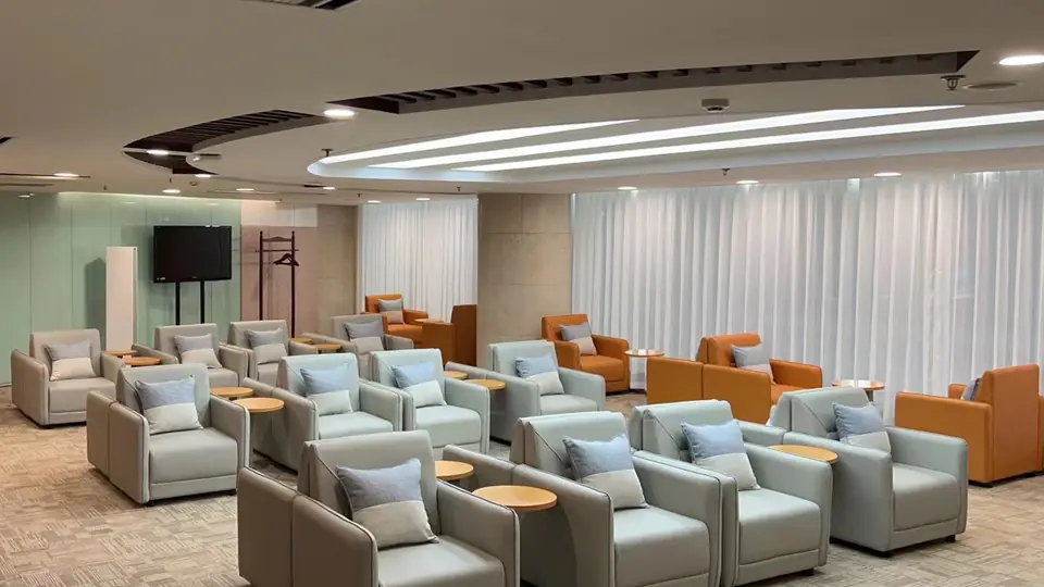Business Travel Lounge