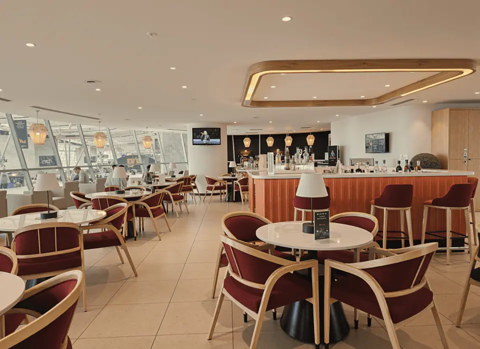 Primeclass Lounge — 3