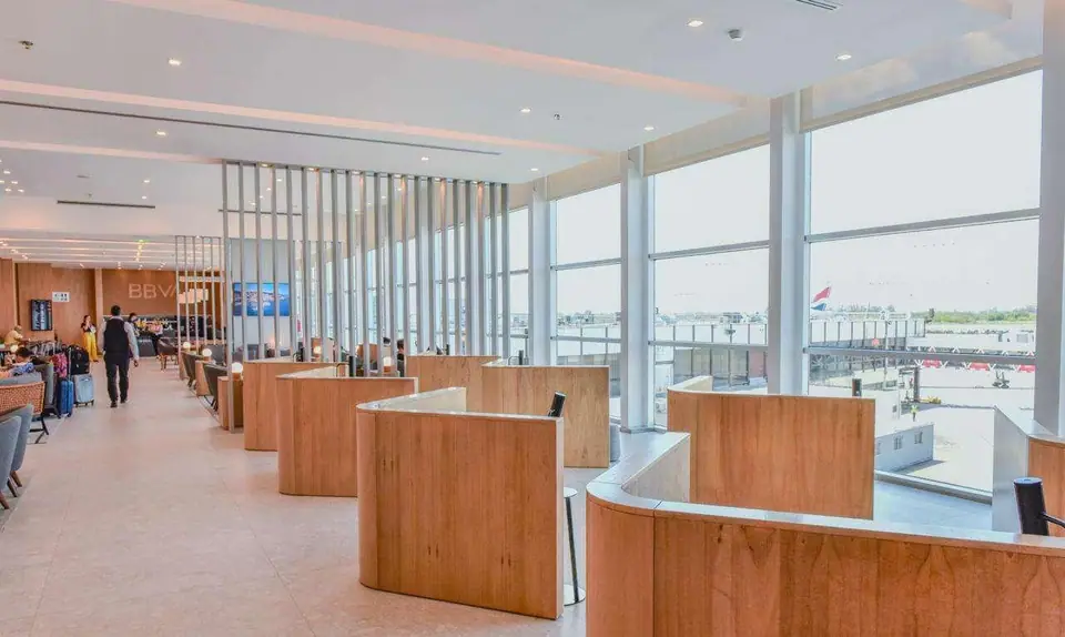BBVA Lounge — 3