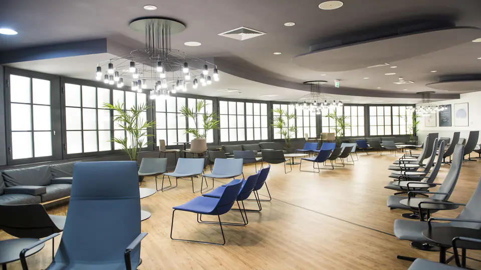 Prima Vista Lounge Portus