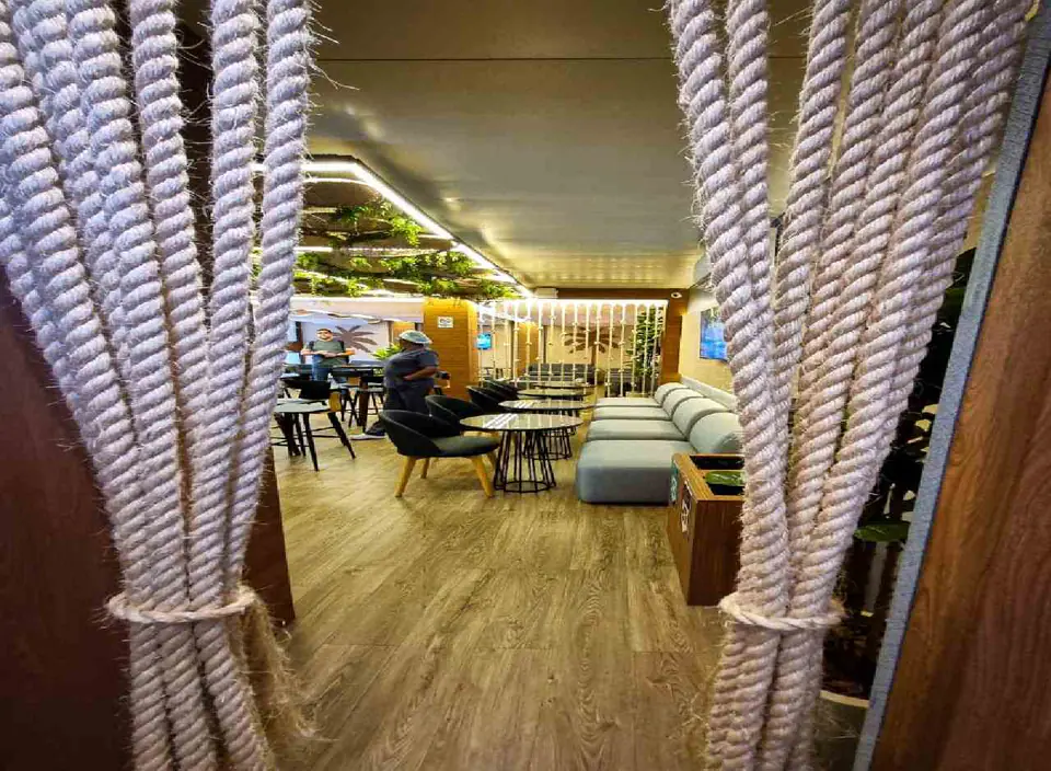 Blue Lounge — 2