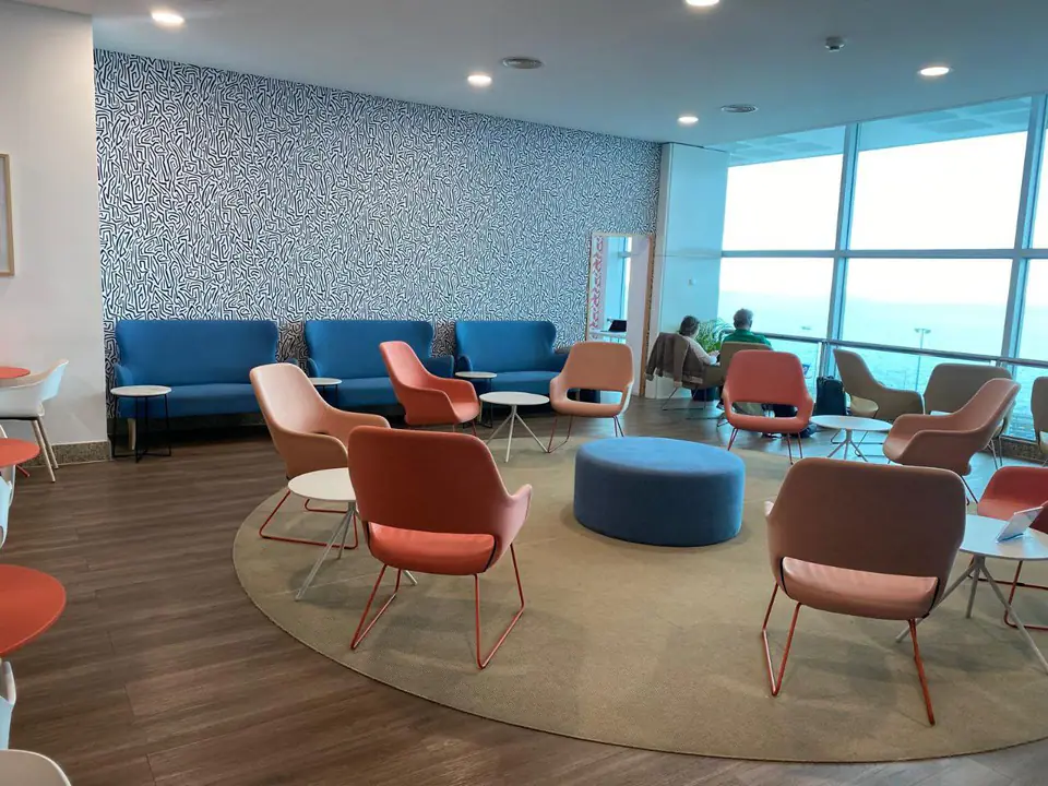 Lounge ANA — 4