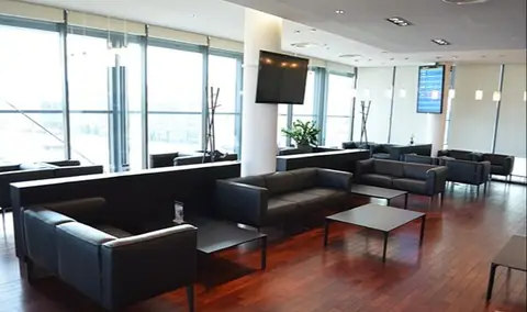 Executive Lounge — 1