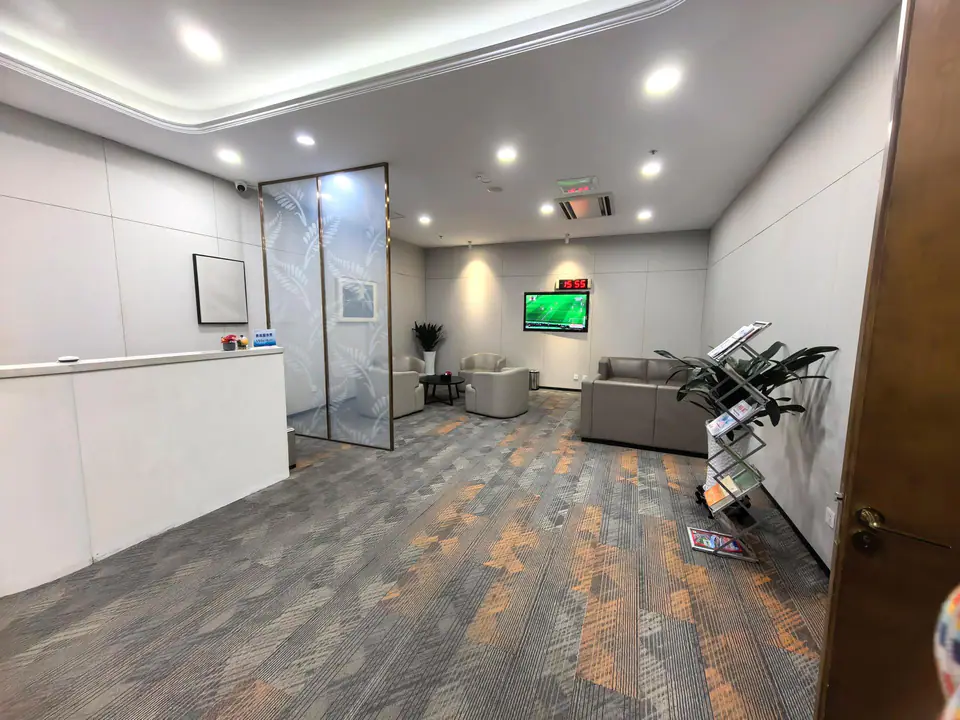 First Class Lounge — 3