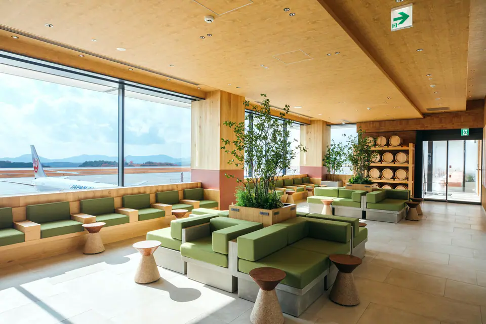 ท่าอากาศยานฮิโระชิมะ
