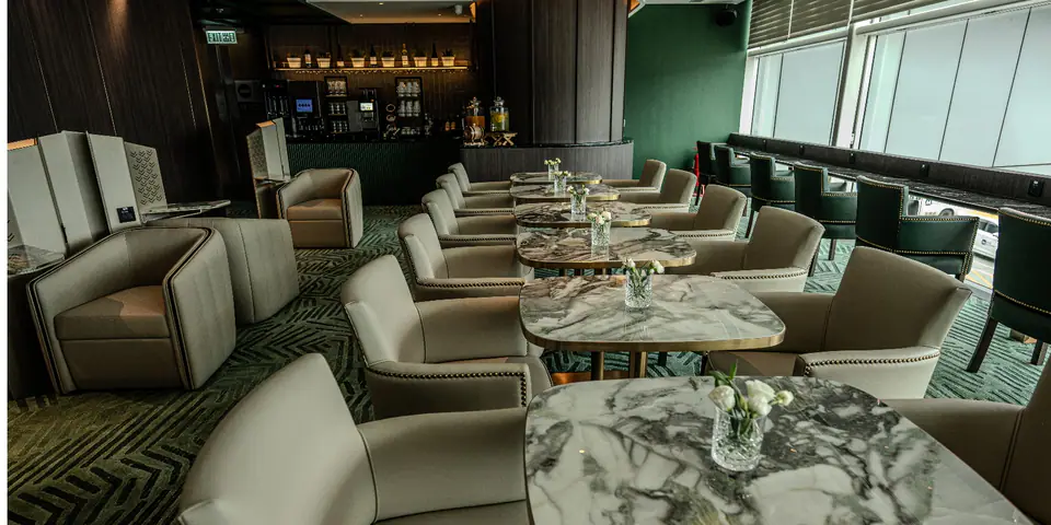 Plaza Premium First, Near Gate 35 — 4