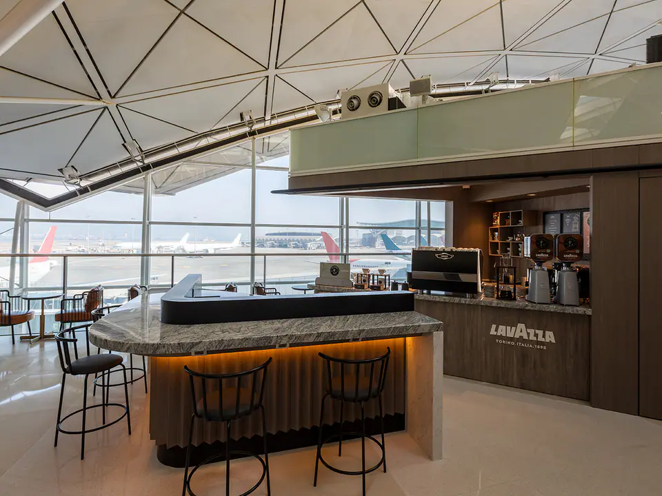 Plaza Premium Lounge, Near Gate 60 — 3