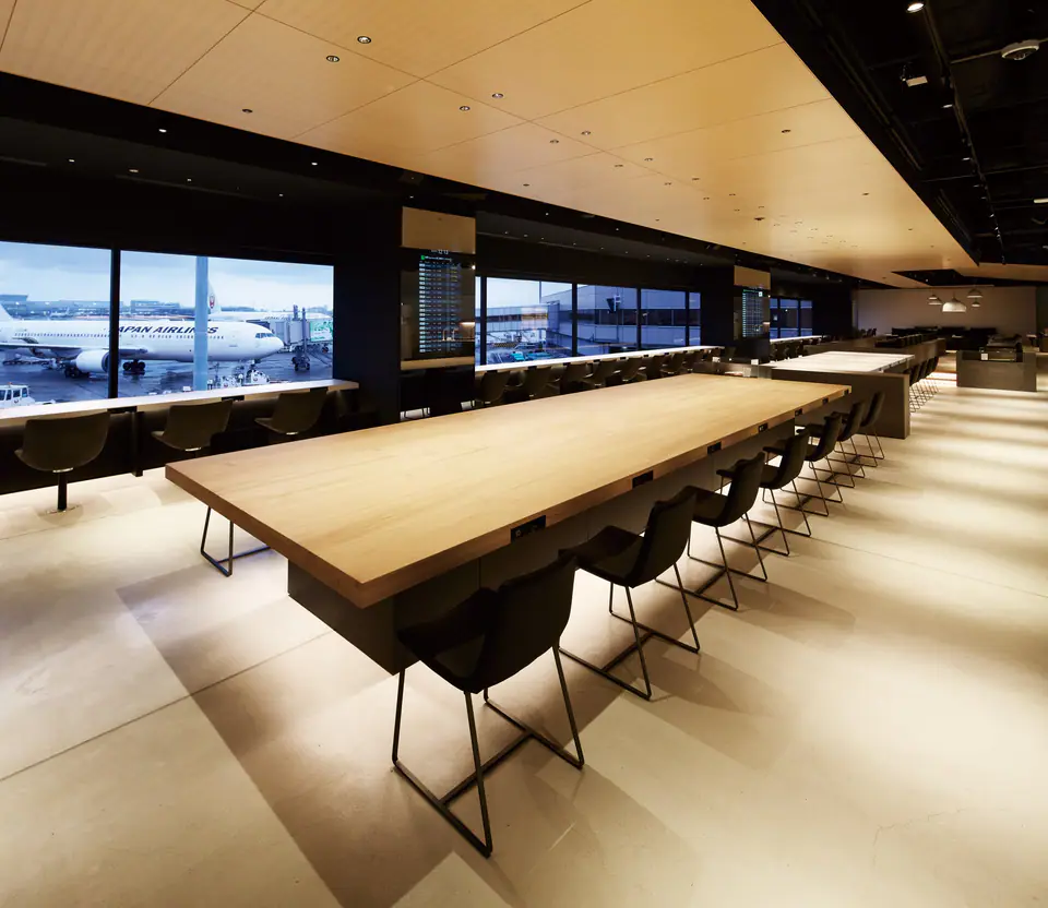 POWER LOUNGE NORTH