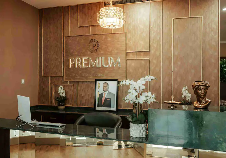 Premium Luxury Lounge