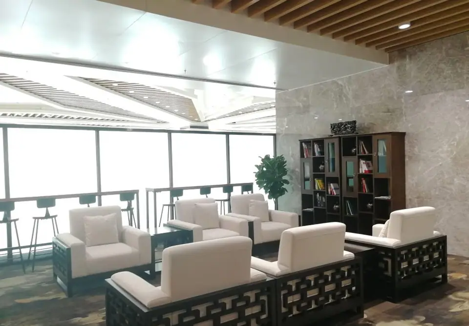Business Lounge — 3