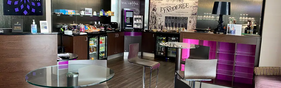 Rendezvous Executive Lounge — 2