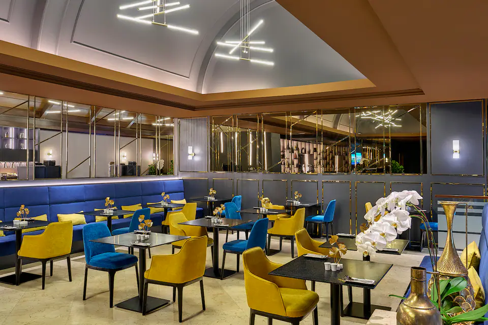 Sky Suite Airport Lounge