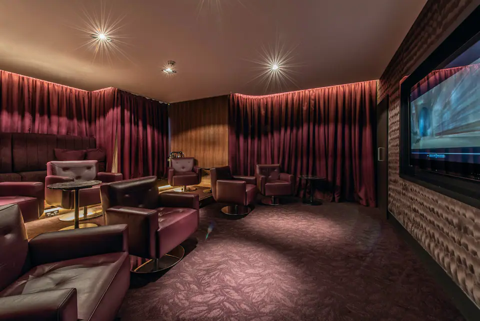 No1 Lounge — 5