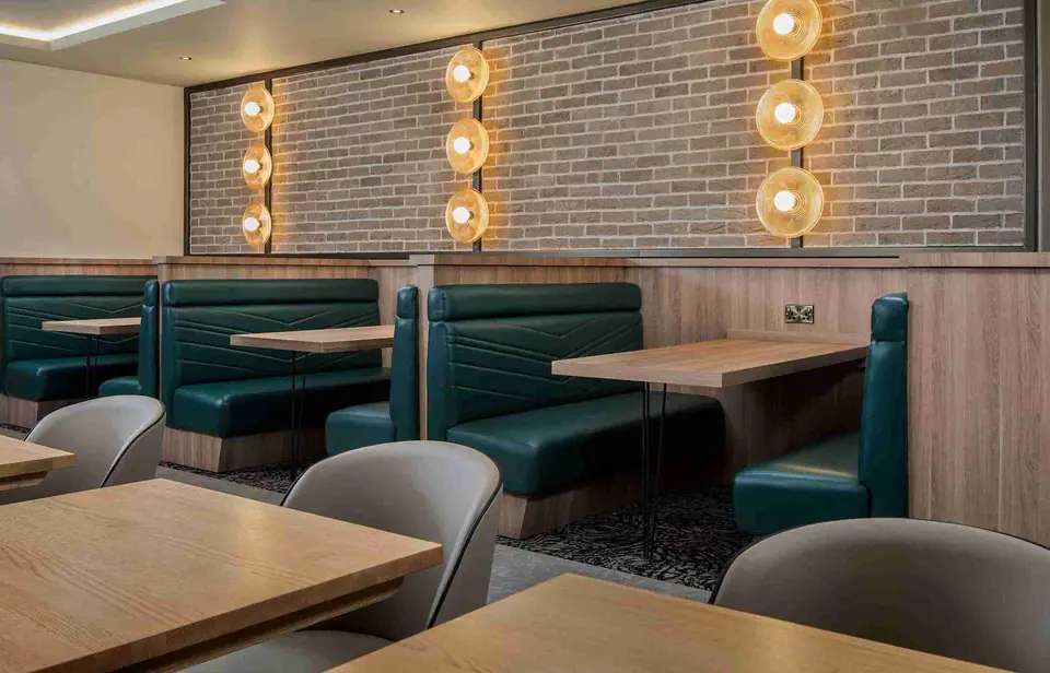 Aspire Lounge — 2