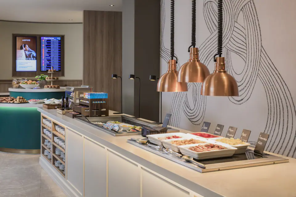 Aspire Lounge — 4