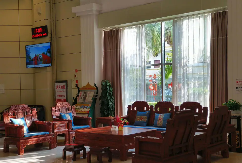 Dehong Mangshi Airport