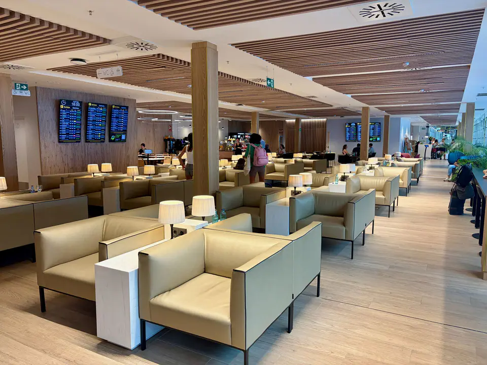Retiro VIP Lounge