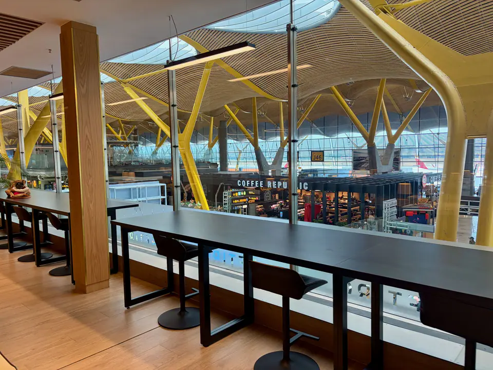 Retiro VIP Lounge — 5