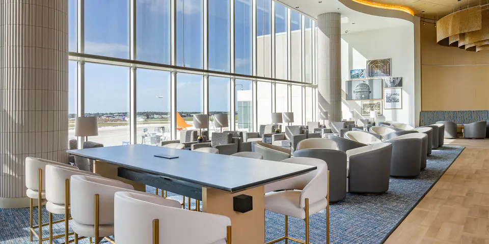 Plaza Premium Lounge — 2