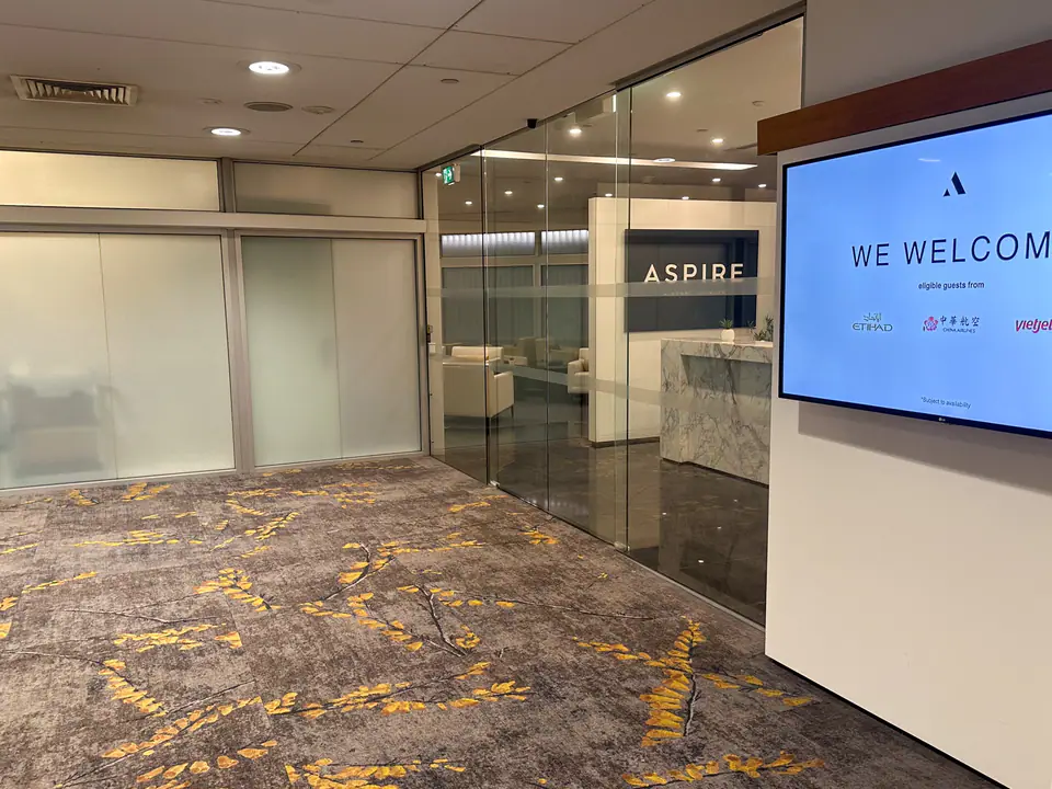 Aspire Lounge — 5