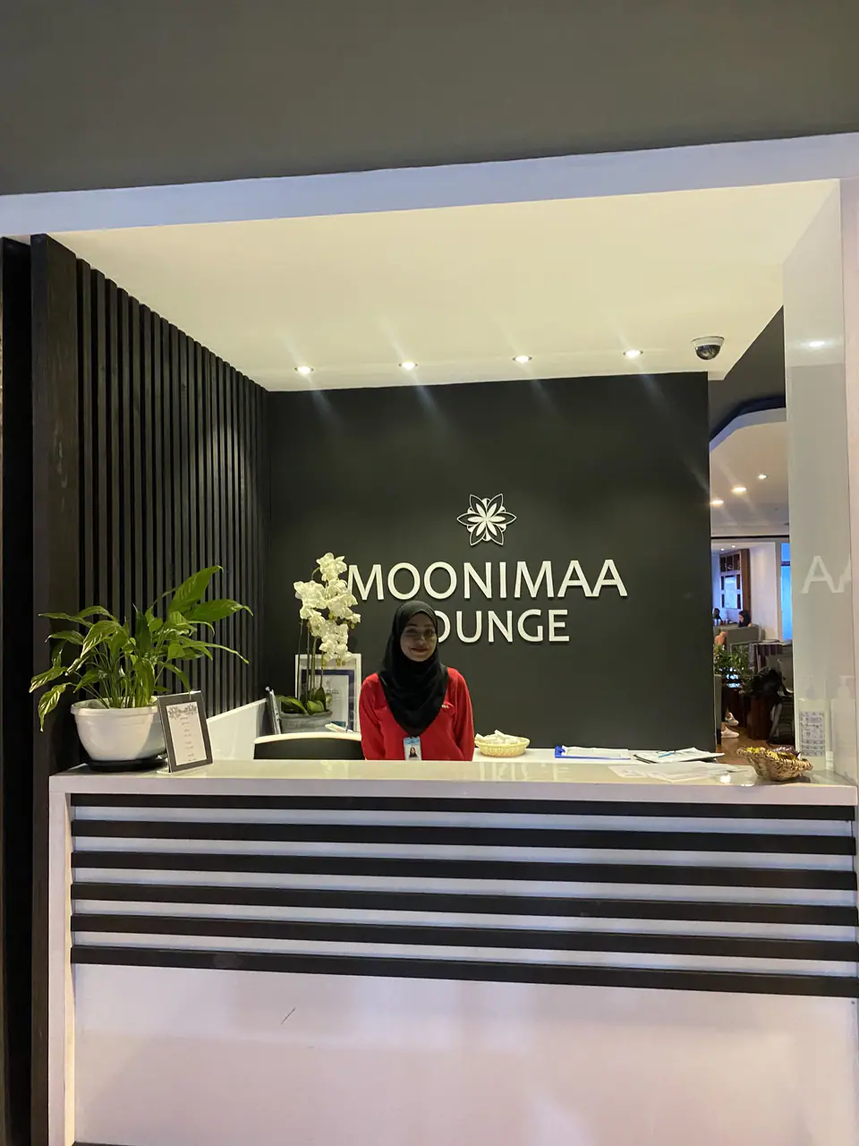 Moonimaa Lounge — 1