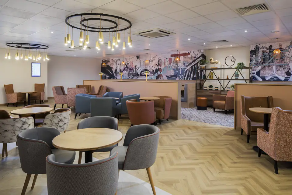 Aspire Lounge — 2