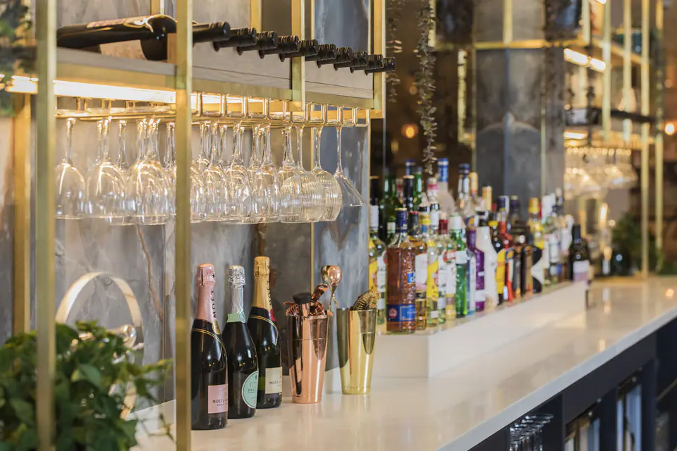Aspire Lounge — 4