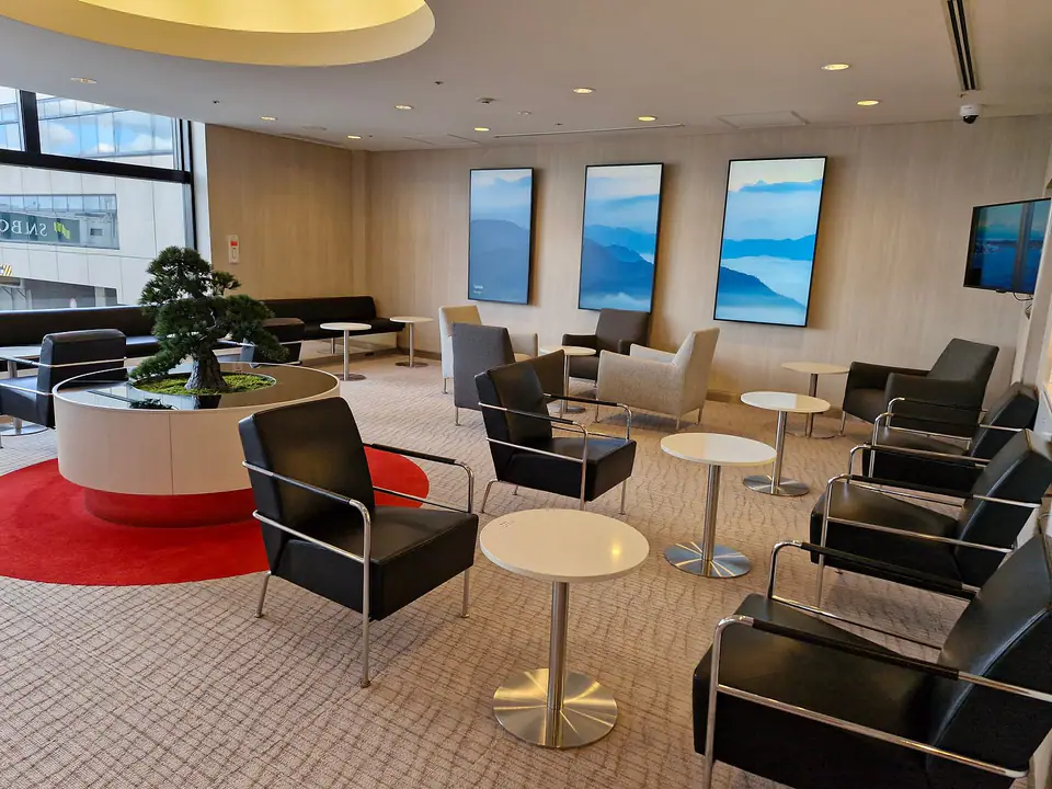 Aspire Lounge — 3