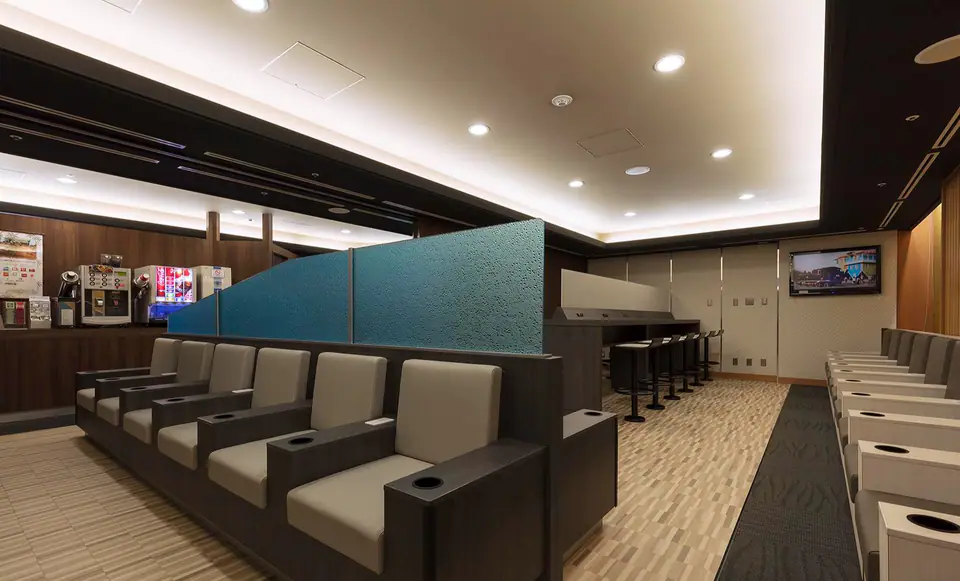 IASS Executive Lounge 1 — 3