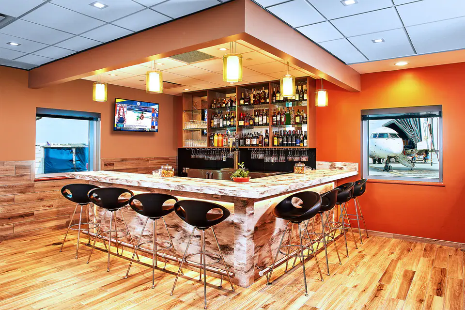 Escape Lounge — 3