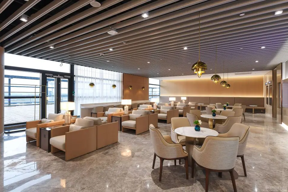 No. 190 VIP Lounge