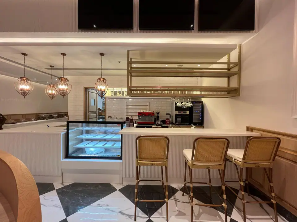 Flurys — 4