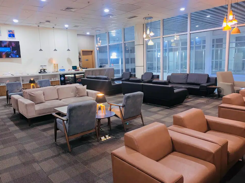 Sanbra Business & Priority Lounge — 2